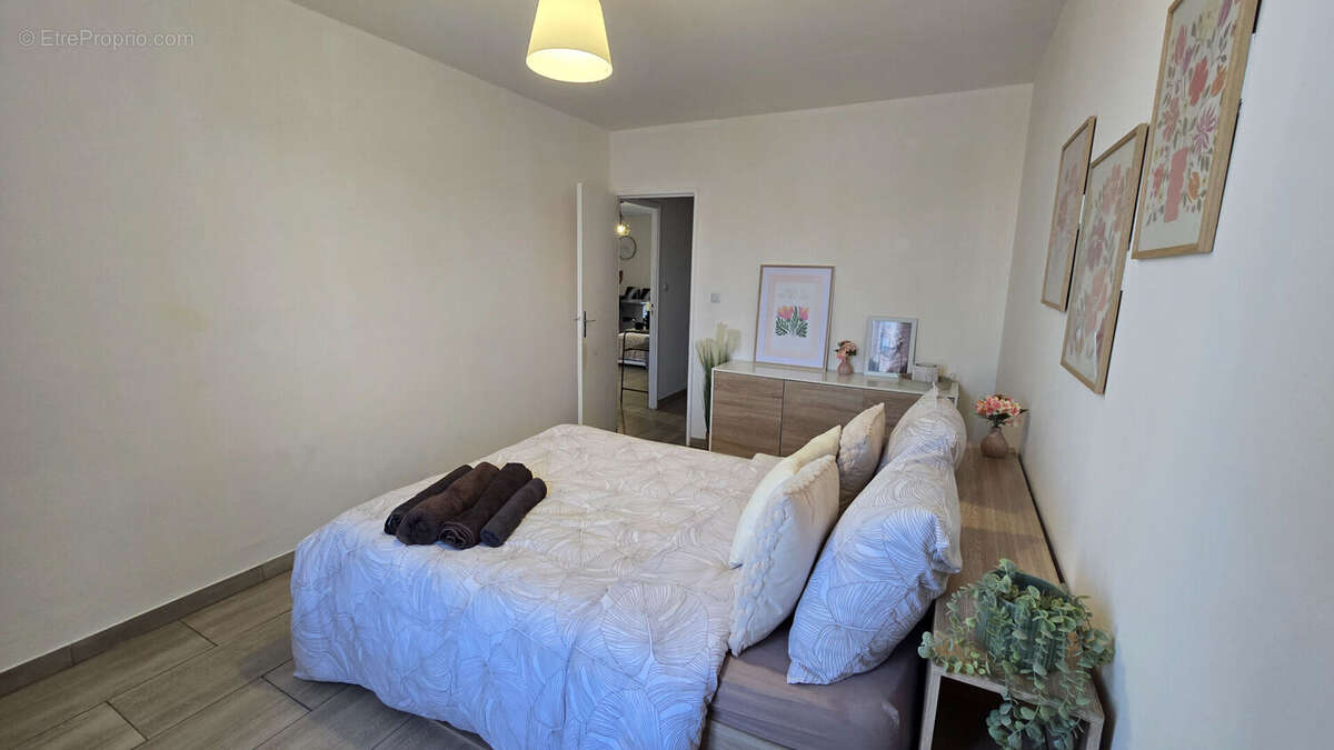 Appartement à PORT-DE-BOUC