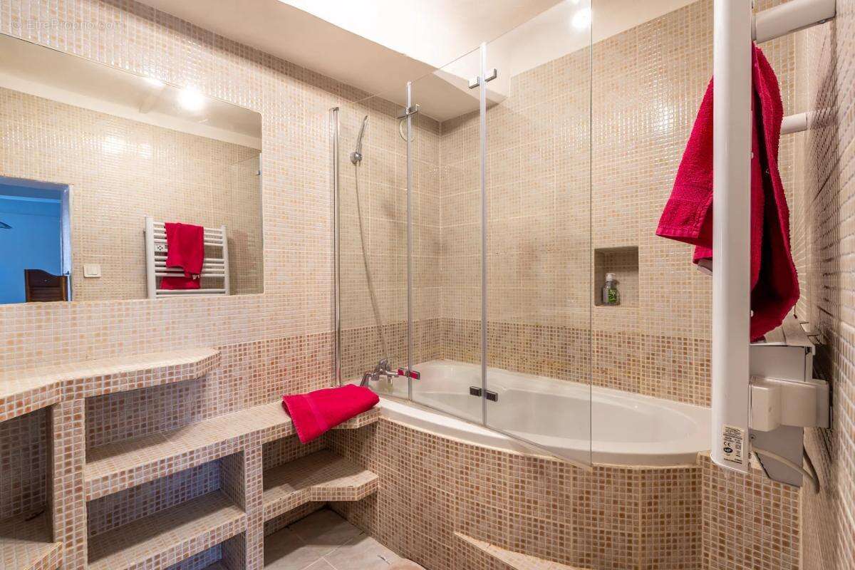 Appartement à HYERES
