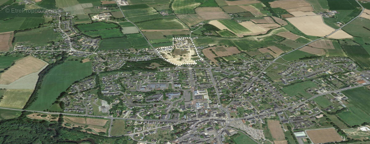 Terrain à IFFENDIC
