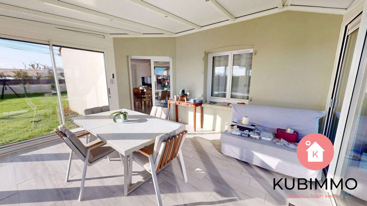 Maison à TALMONT-SAINT-HILAIRE