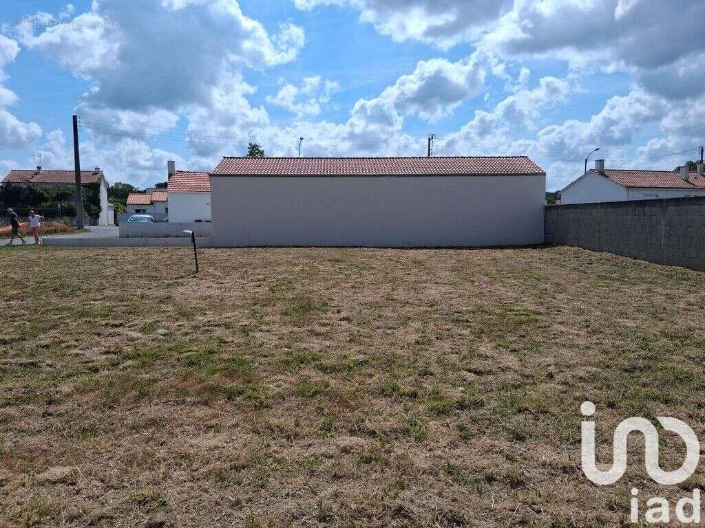 Photo 4 - Terrain à CHALLANS