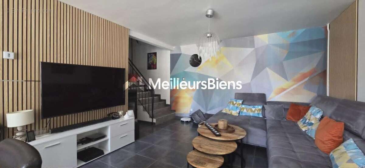Maison à UXEGNEY
