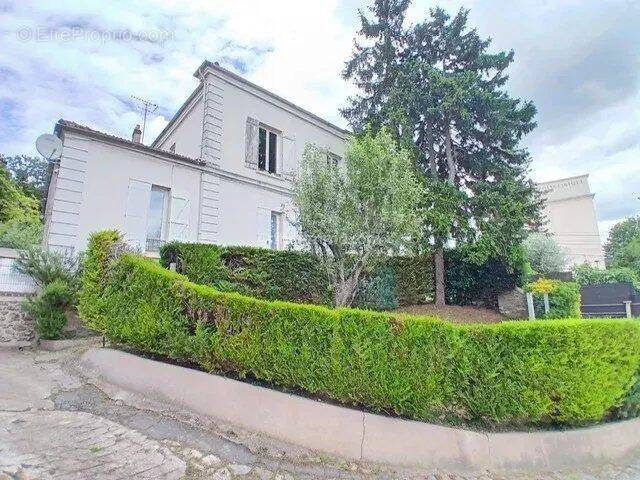 Appartement à VILLENEUVE-SAINT-GEORGES