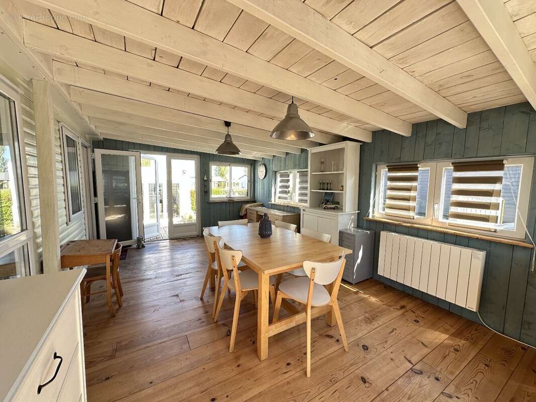 Maison à HERMANVILLE-SUR-MER