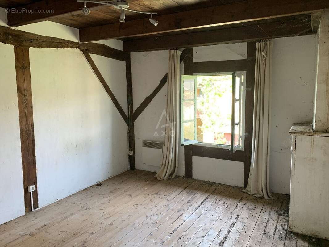 Ensemble immobilier proche de la Rochefoucauld - photo 12