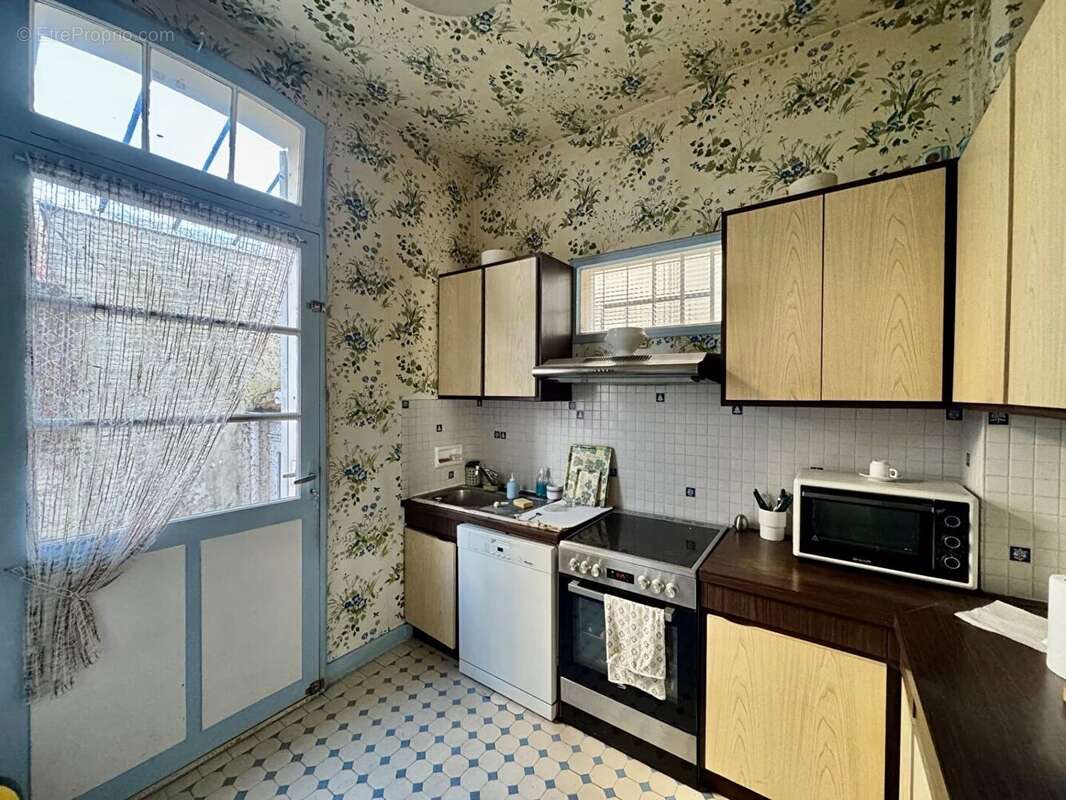 Maison à BOIS-COLOMBES