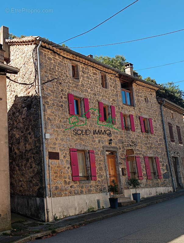 Maison à LABASTIDE-SUR-BESORGUES