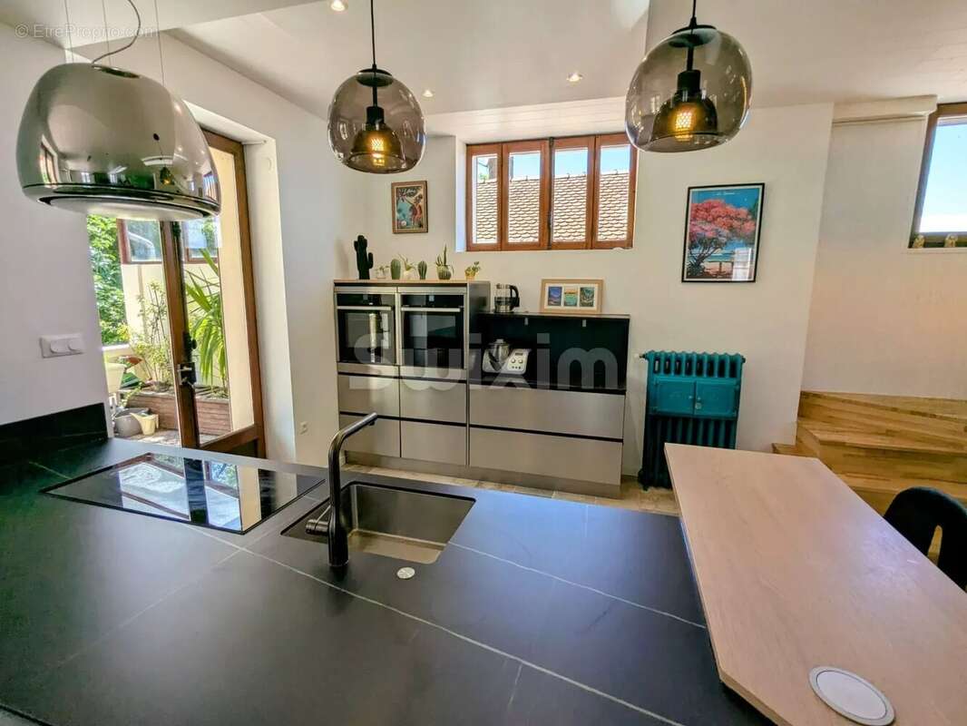 Appartement à EVIAN-LES-BAINS