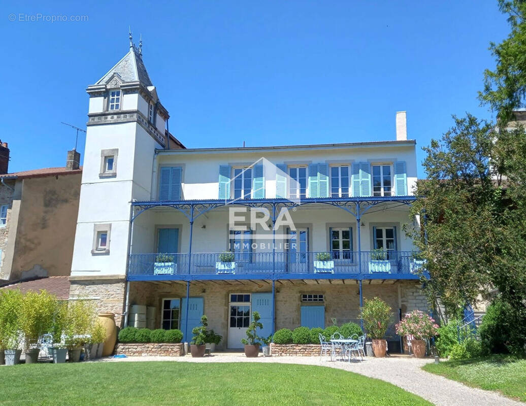 Maison à SAINT-AMOUR