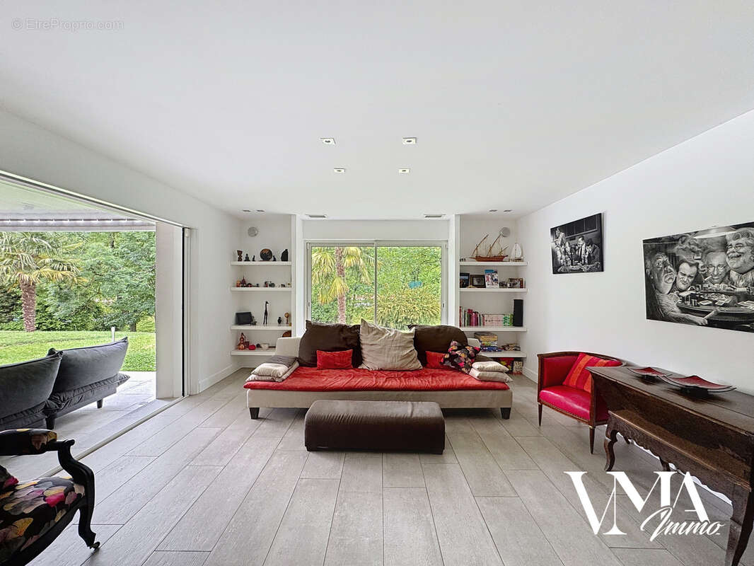 Maison à SAINT-CYR-AU-MONT-D'OR