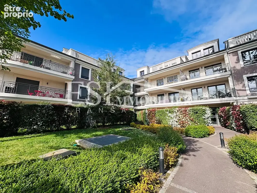 Appartement Saint Leu La Foret 3 pièces 63.65m² + PARKING - CENTRE-VILLE - photo 2