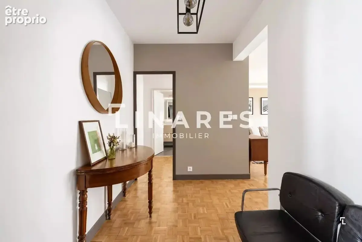 PRIVILEGE MERMOZ - Appartement T3 de 83 m2 - Terrasse de 7 m2 - Garage -  13008 Carré d'or - photo 5