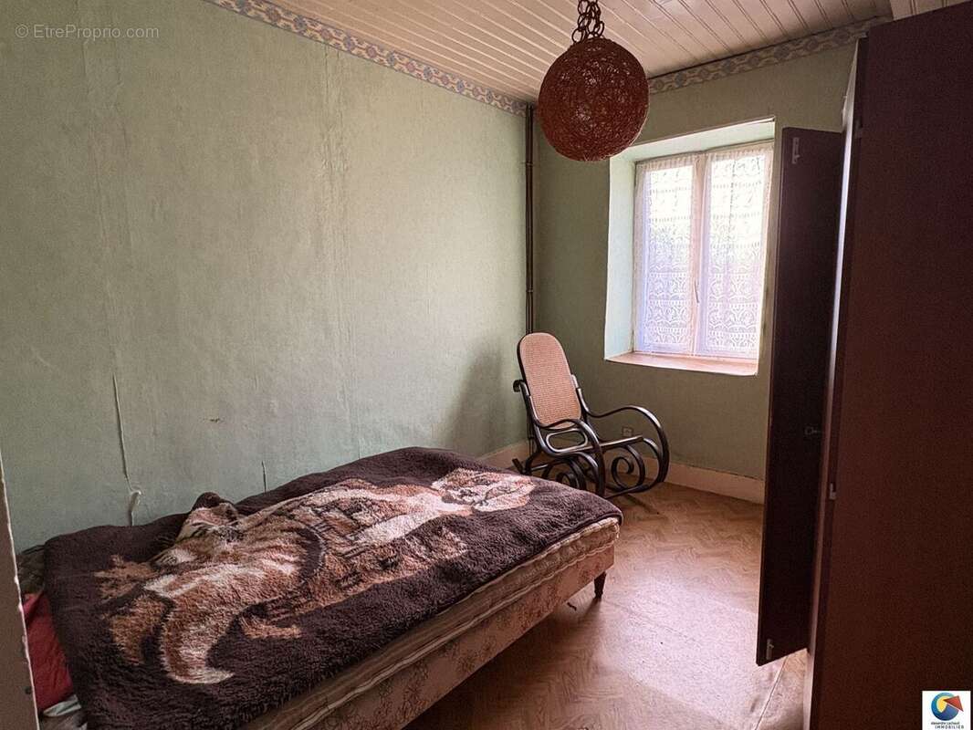 Maison à BEAUVOIR-DE-MARC