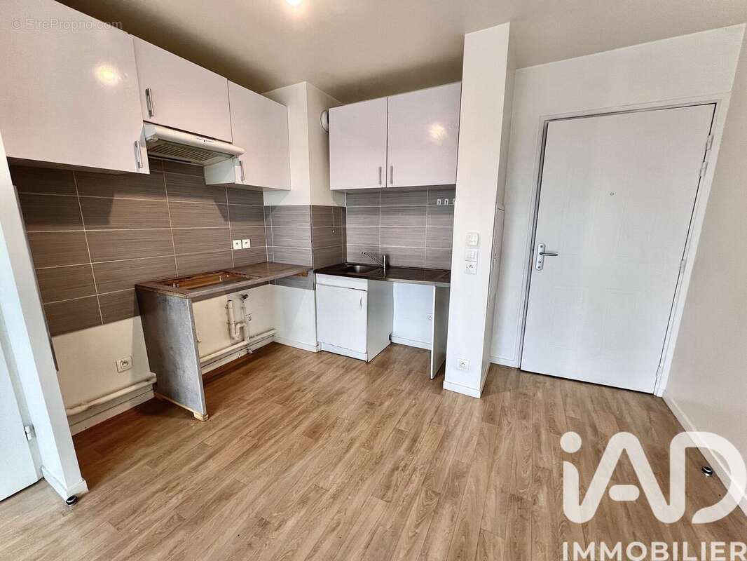 Appartement 38 m² à Villepinte  - photo 2