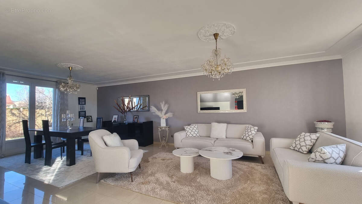 Maison à PONT-DU-CHATEAU