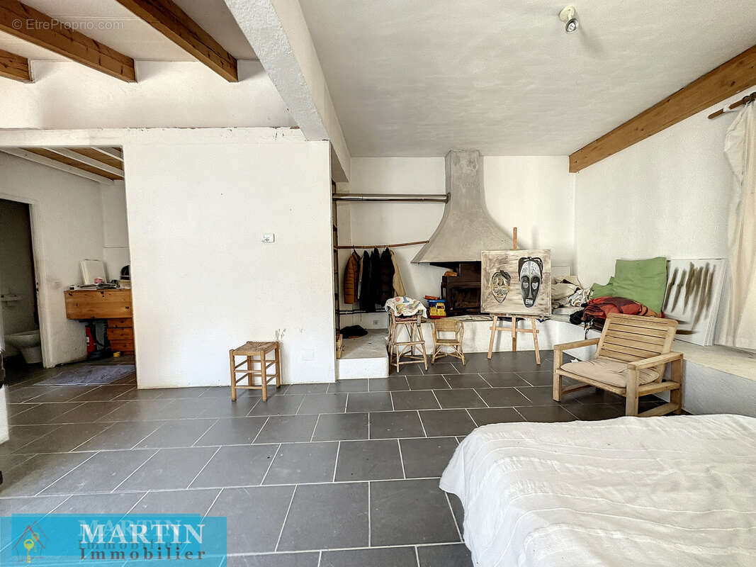 Maison à VIVES