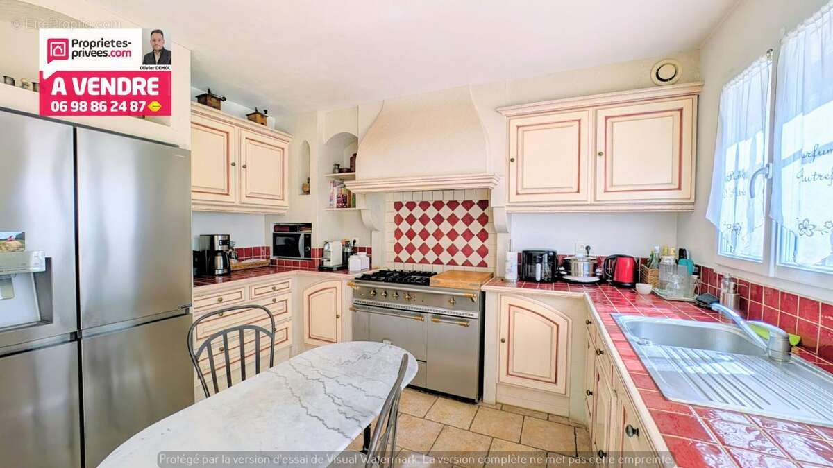 Belle villa recente de 215 m² hab; 160 m² + 2 pieces 50 m². calme et residentiel - photo 11