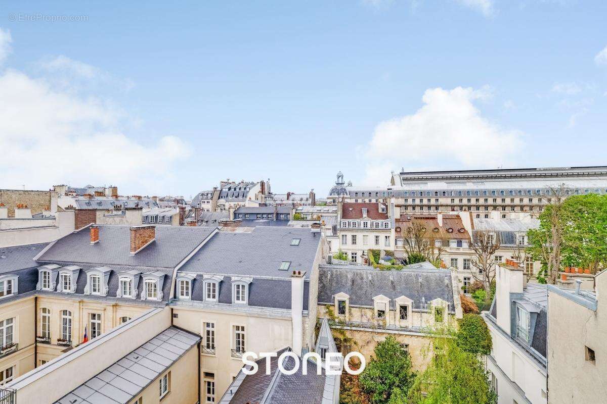 Appartement à PARIS-7E