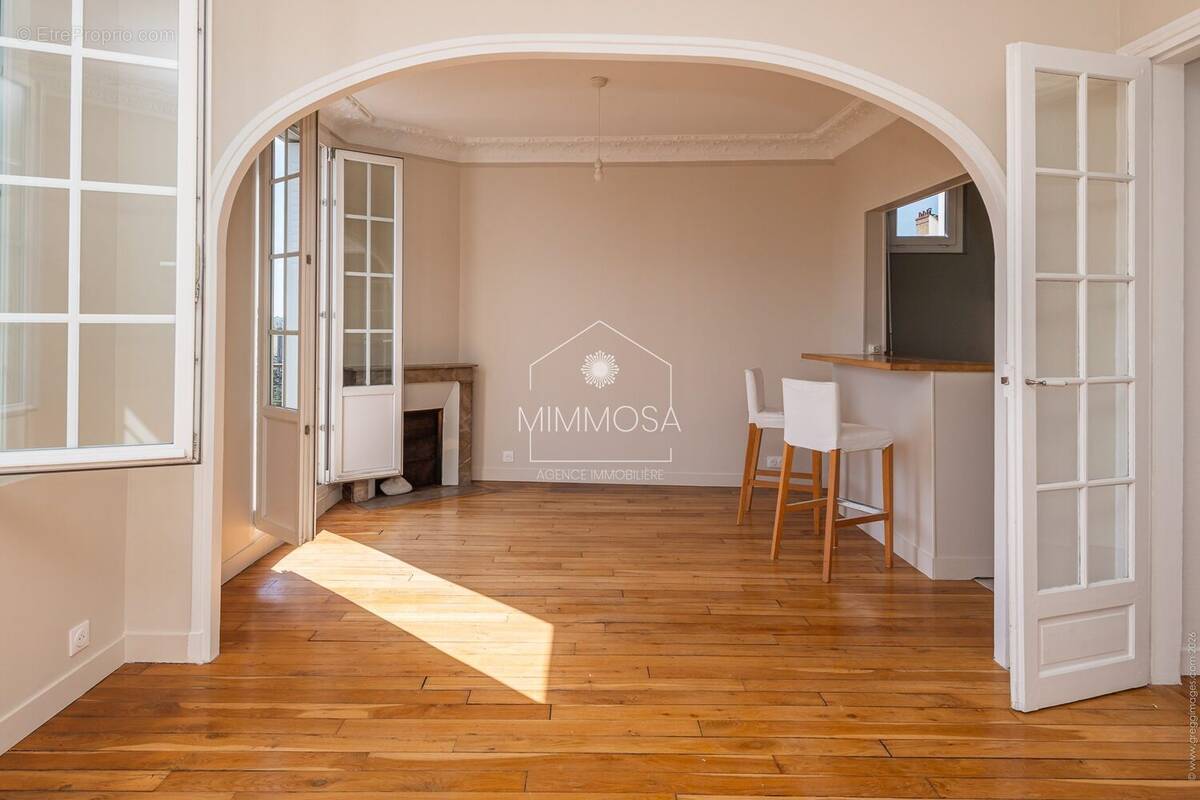 Appartement à LIVRY-GARGAN