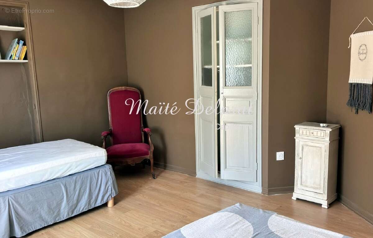Buis-les-Baronnies – Maison de village de 139 m² avec jardin, 4 chambres, 2 garages, dépendance et vue sur le Pic Saint-Julien - photo 17
