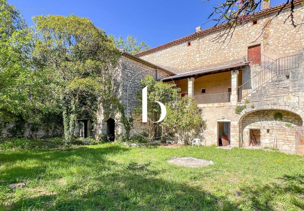 Maison à BARJAC