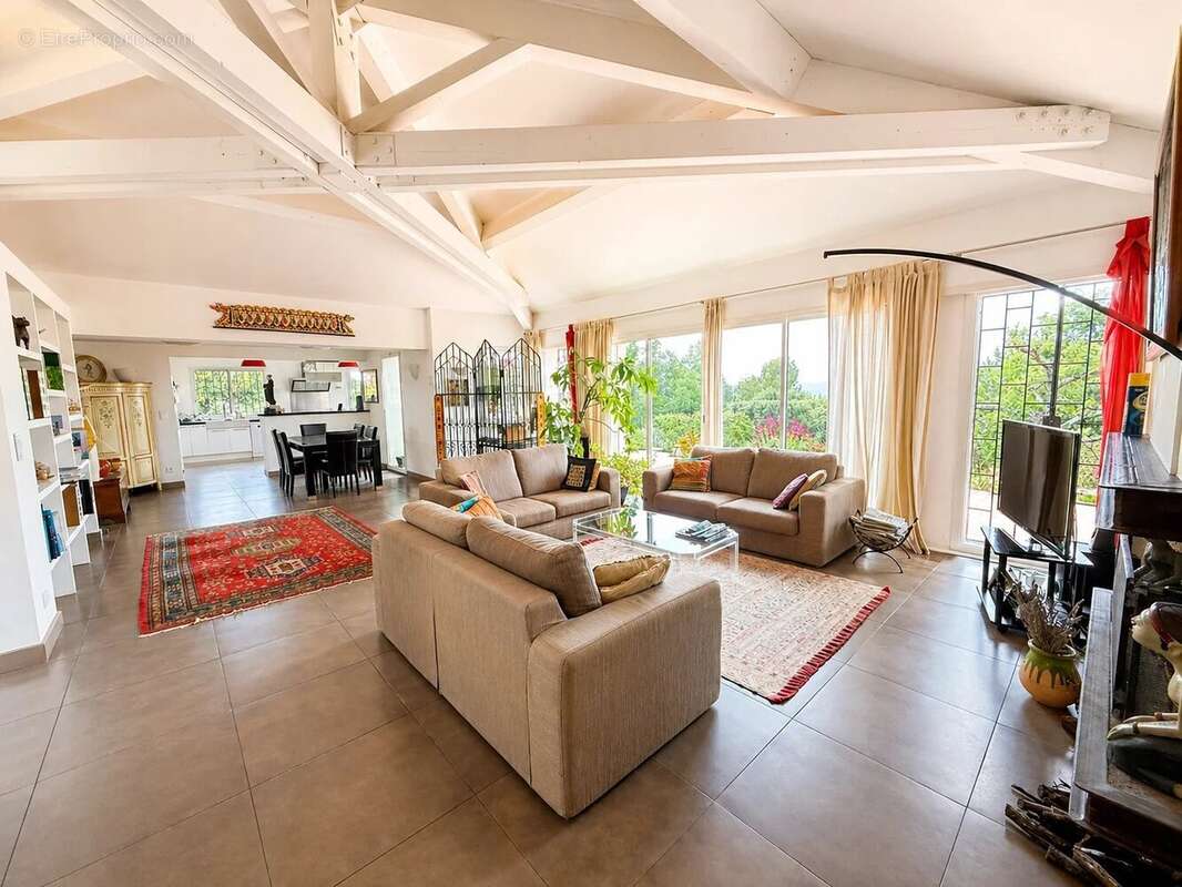 Maison à MOISSAC-BELLEVUE