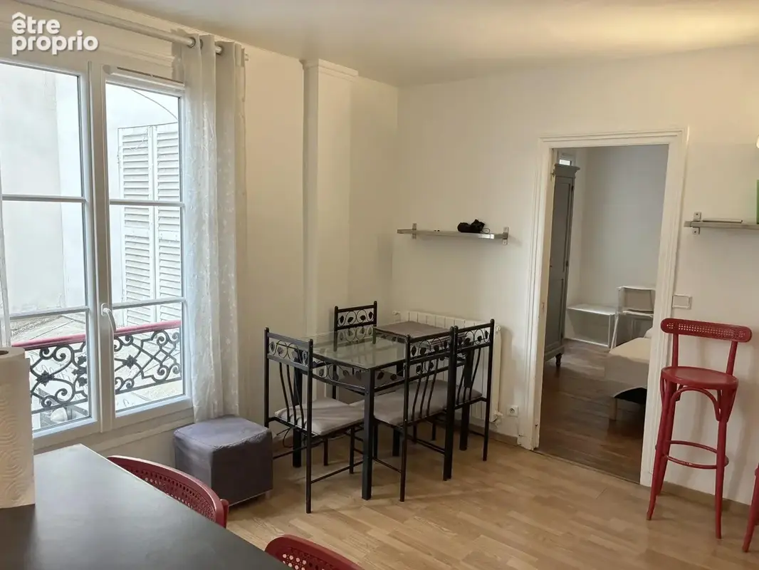 Appartement à PARIS-10E