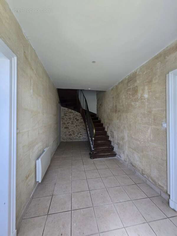 Maison à BOURG