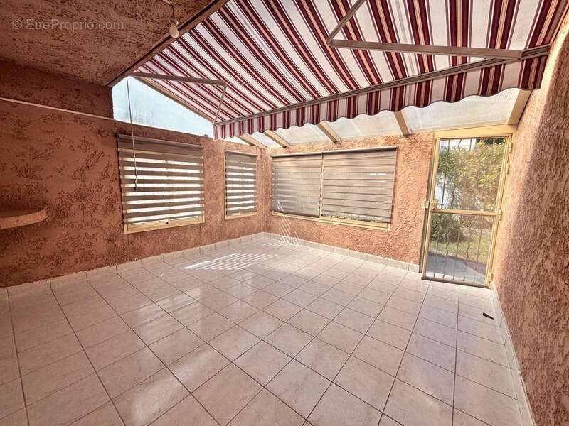 JUVIGNAC – Villa familiale avec T2 indépendant, jardin et piscine - photo 21