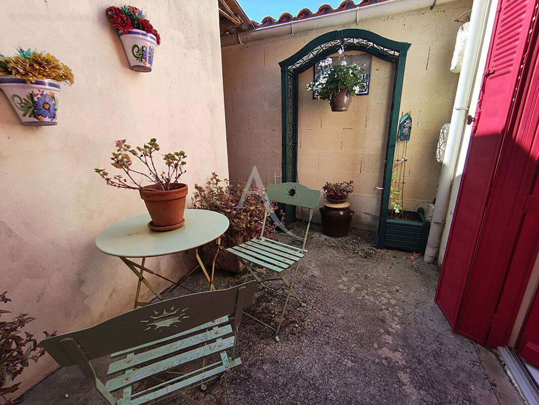 Maison à SOULIGNONNE