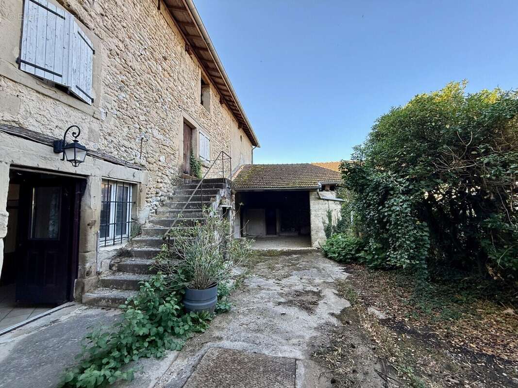 Maison à CHATILLON-SAINT-JEAN