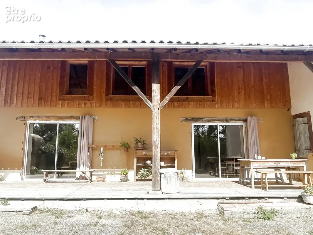 Maison traditionnelle (ferme gasconne) en terre de 180 m2 sur 7 000 m2 de terrain - photo 2