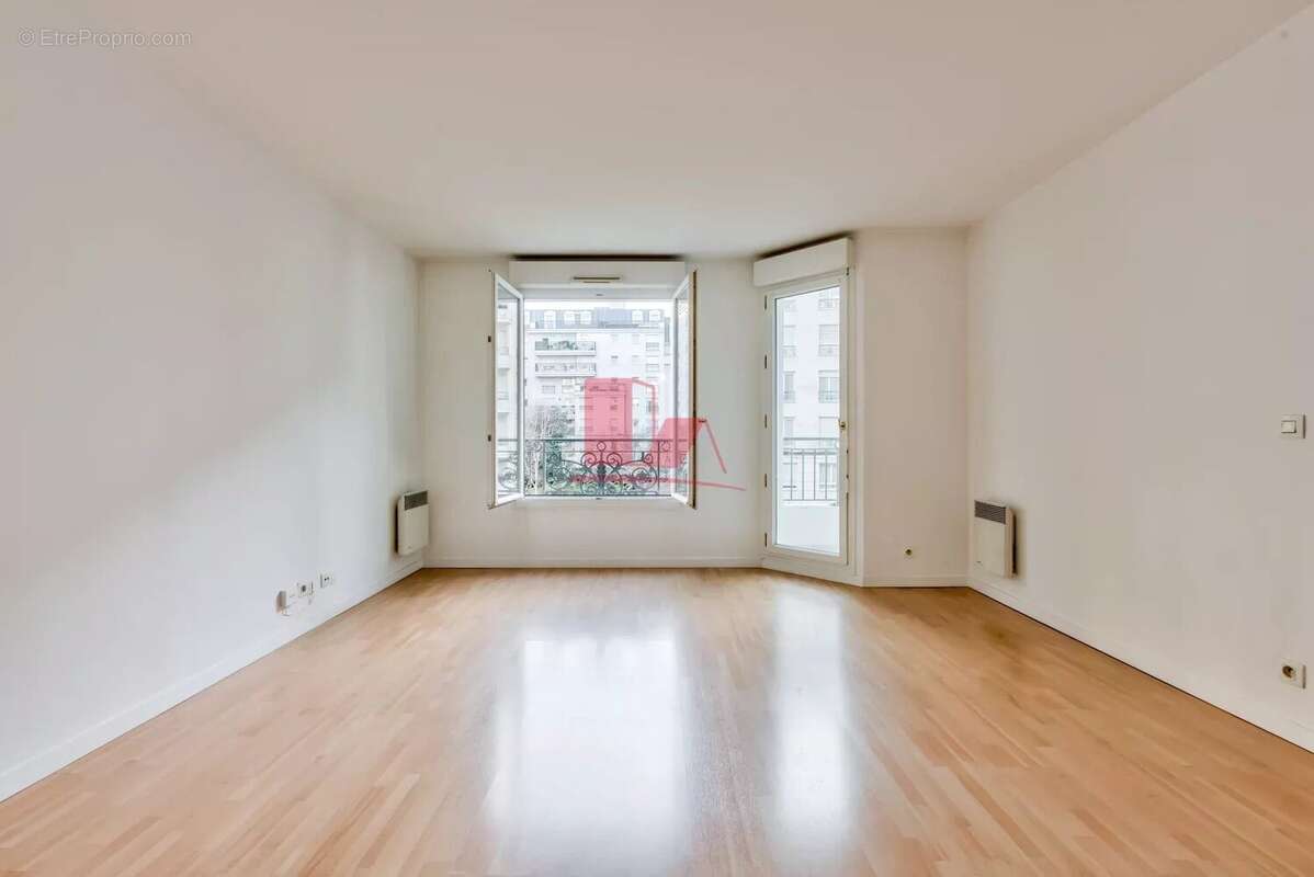 Appartement à ISSY-LES-MOULINEAUX