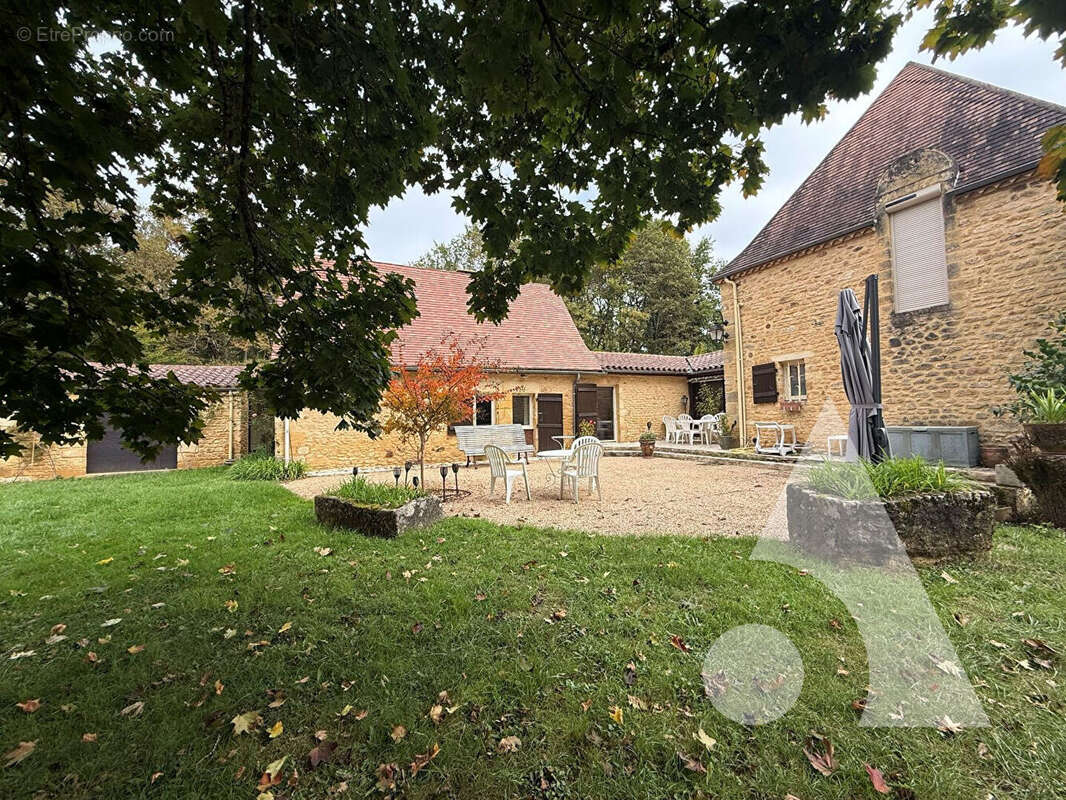 Maison à SARLAT-LA-CANEDA