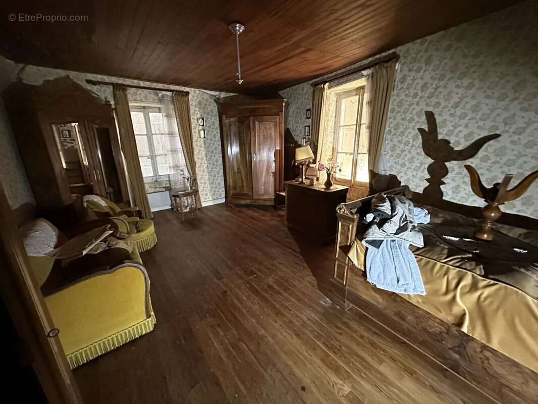 Maison à SAINTE-VERGE