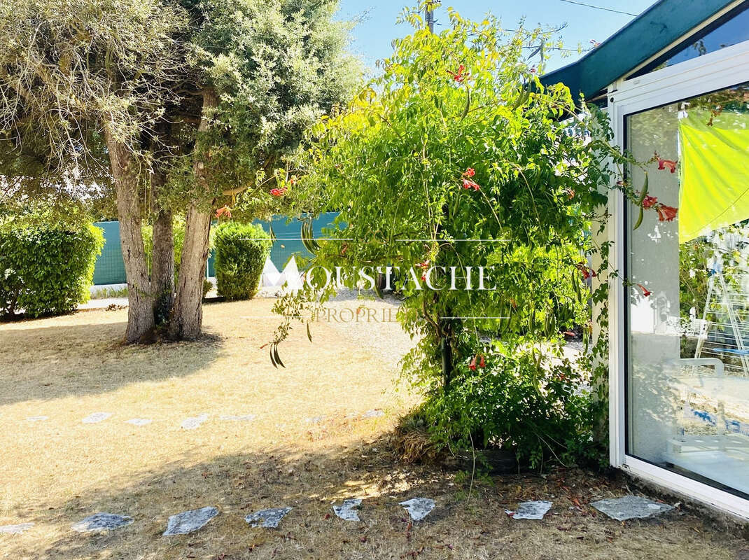 Villa balnéaire à l'emplacement exceptionnel - accès privé à la plage - - photo 27