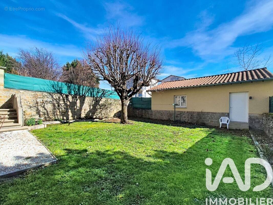 Photo 1 - Appartement à VALS-PRES-LE-PUY