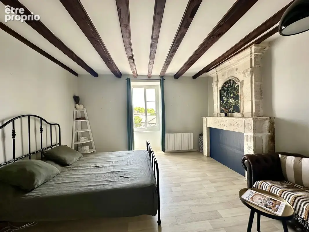 Maison de village bien présentée et bien entretenue, située dans une bastide prisée. - photo 9