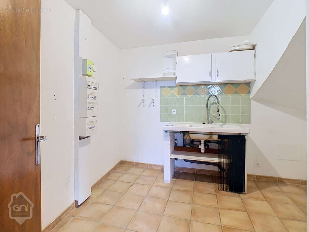 Maison de Village avec cour et terrasse - photo 6