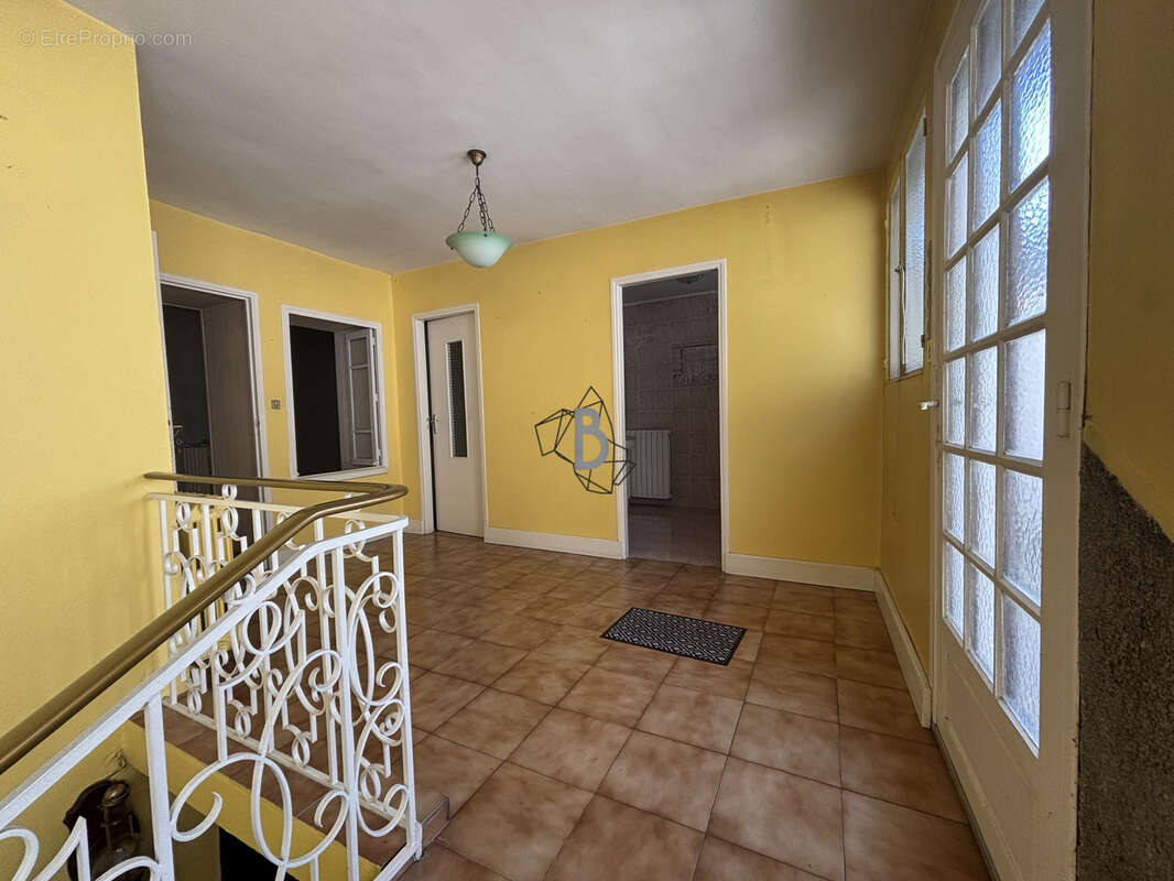 Maison T4 - 106 m2 - CARMAUX - photo 2