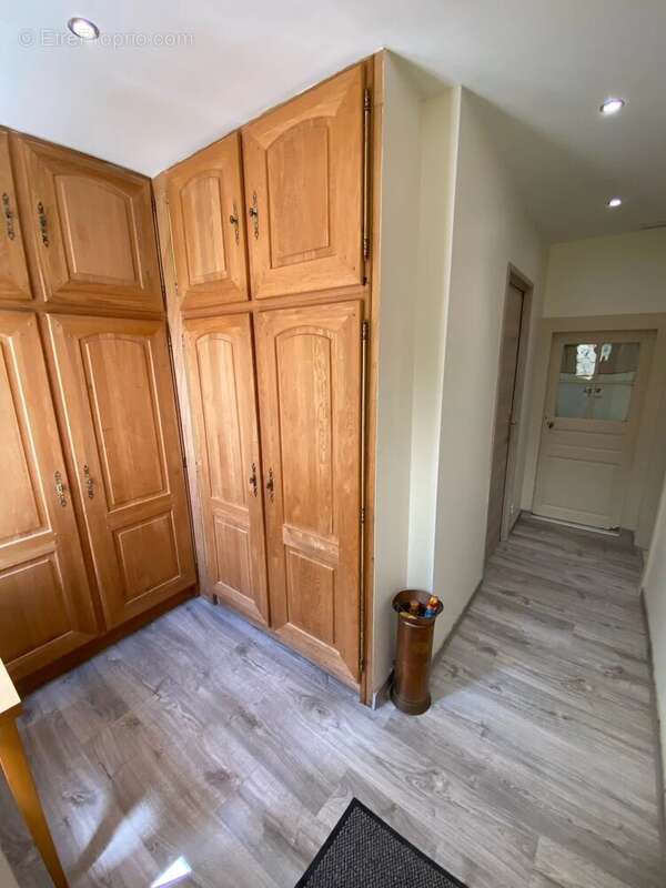 Maison 5 chambres , terrain 549 m² - photo 5