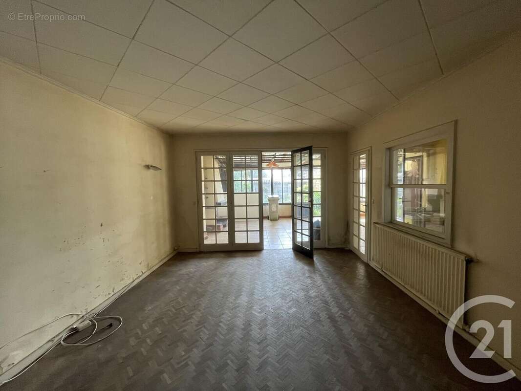 Maison 123 m² à Guitres  - photo 7