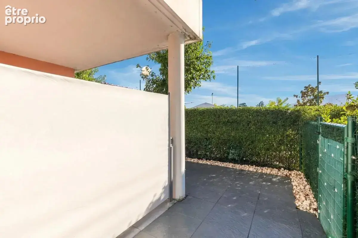 Appartement 4 pièces de 80 m² à Ville-la-Grand - Parking - Terrasse - photo 23