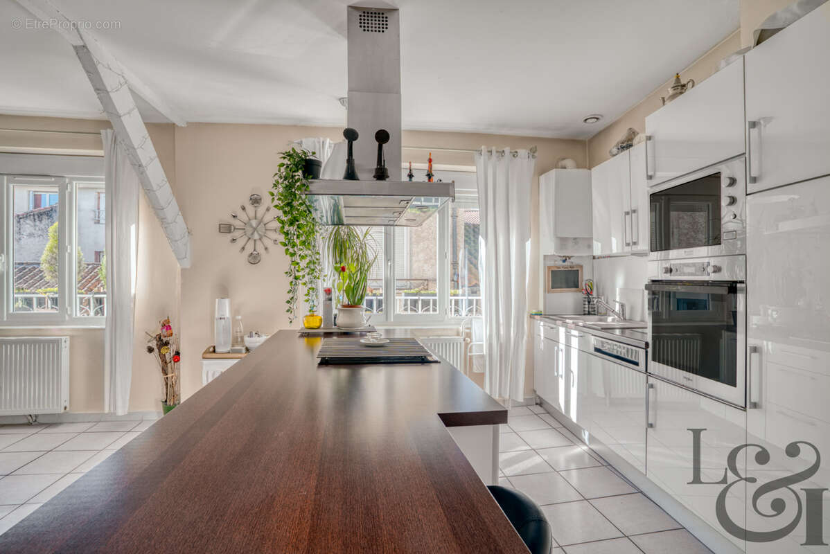 Maison à SAINTE-LIVRADE-SUR-LOT