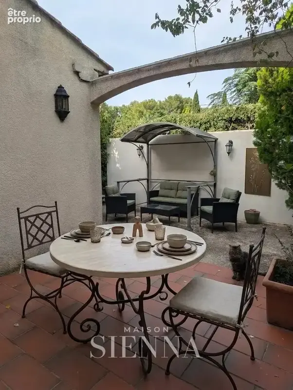 Maison 5 pièces 182 m² à vendre à Ceyreste (13600) - photo 9