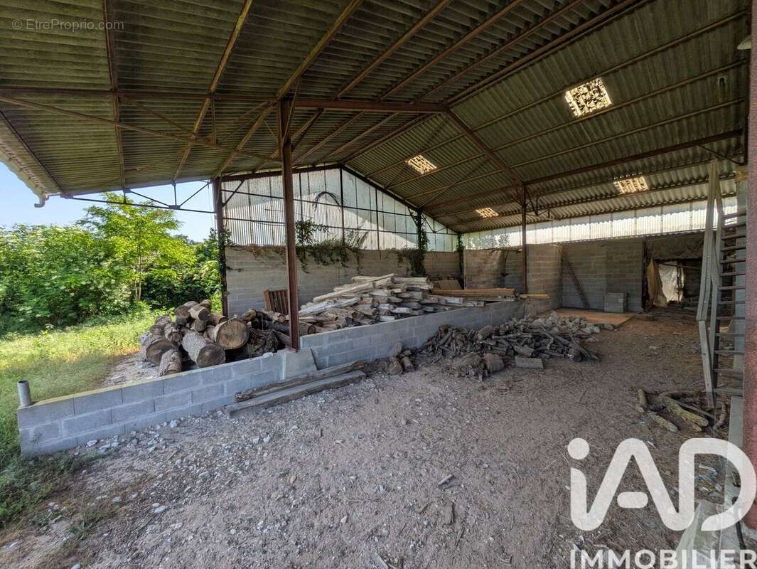 Photo 5 - Appartement à SAVIGNY-EN-VERON