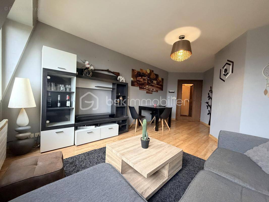 Appartement à CORBEIL-ESSONNES