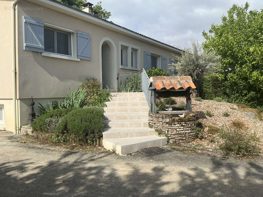 Maison à SAINT-PROUANT