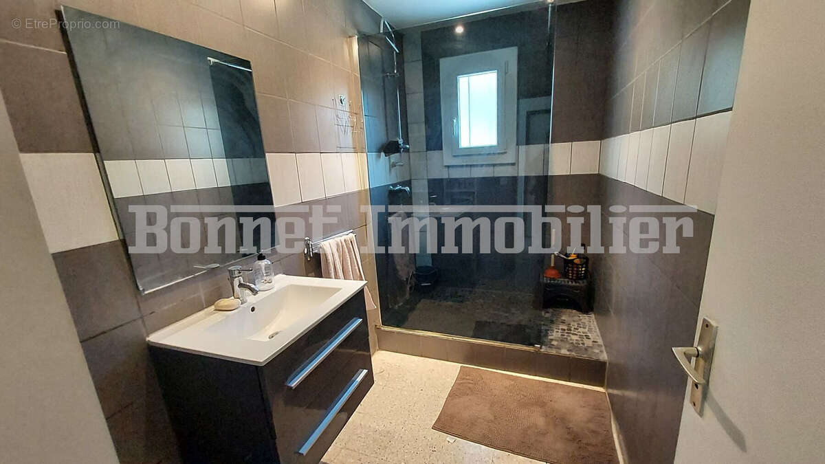 Maison à MIRABEL-AUX-BARONNIES