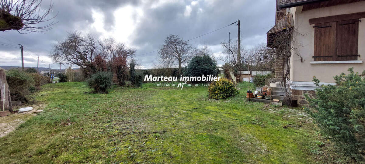 Maison à SAINT-JEAN-D'ASSE